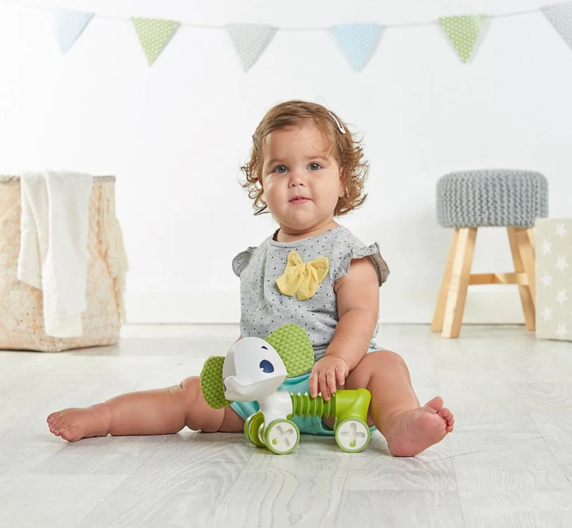 Tiny rolling toys - elephant