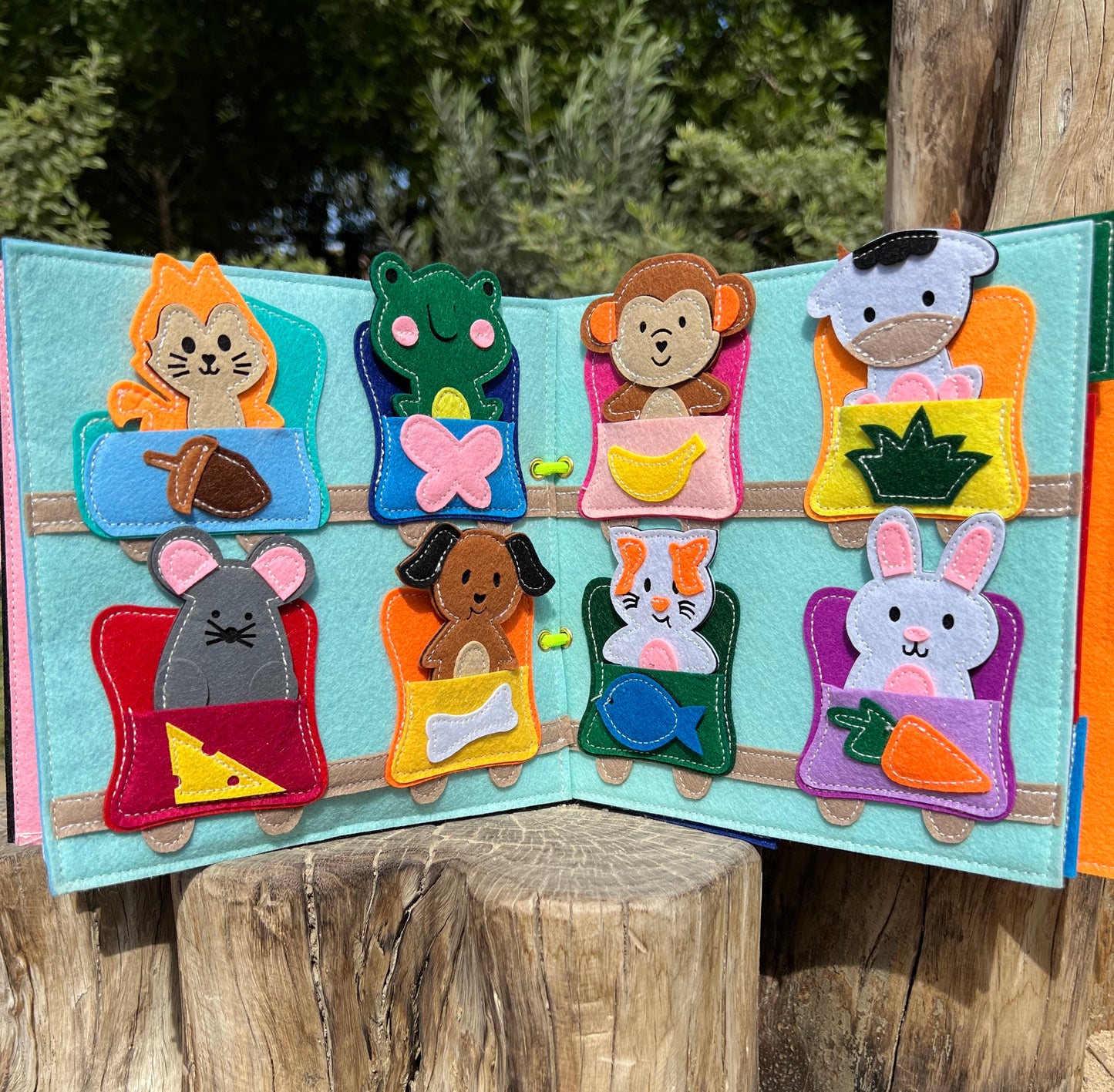 كتاب مونكي وينكي المزدحم