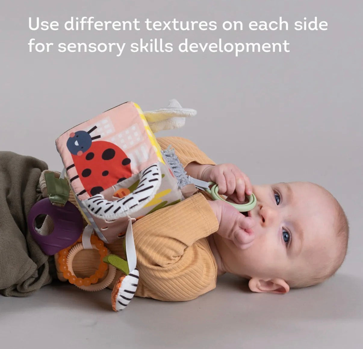 Urban garden activity cube