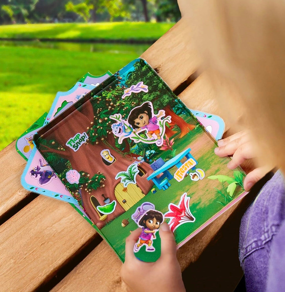 Dora magnetic playset
