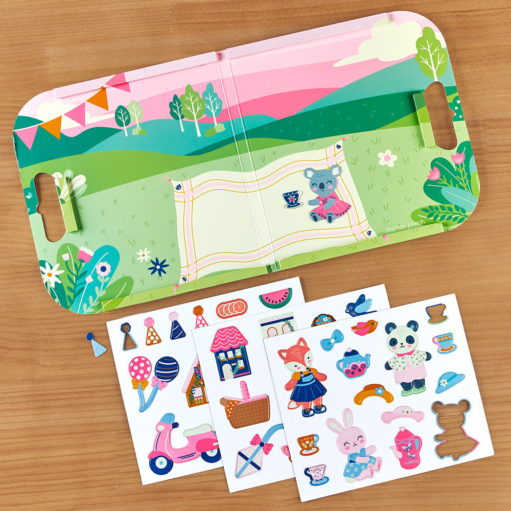Magnetic playset - picnic